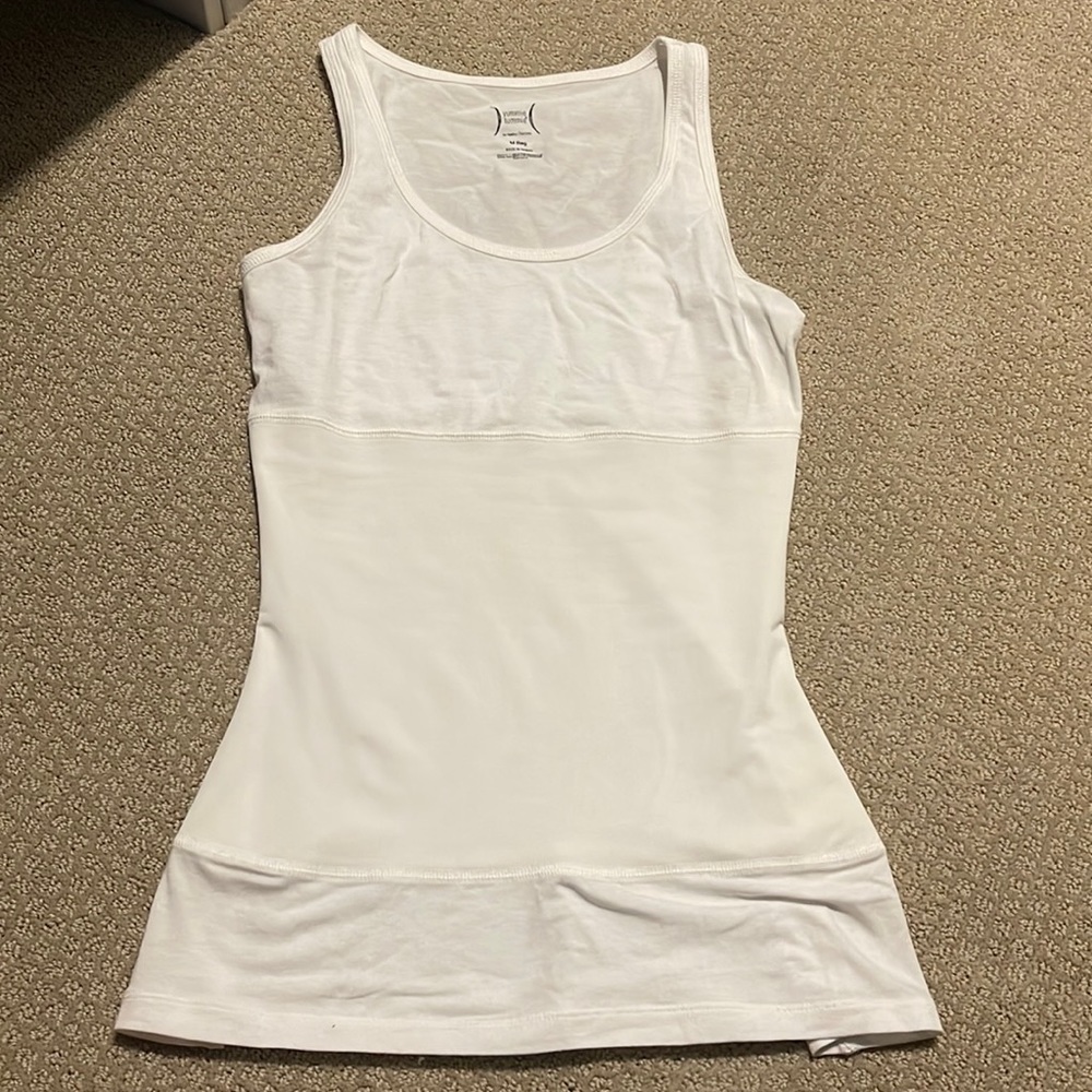 Yummy Tummy tank white new